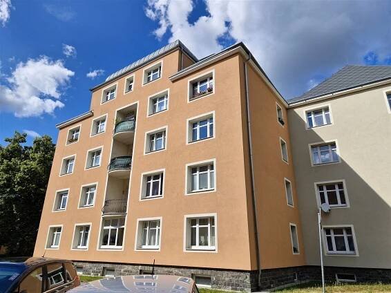 Pronájem velkého bytu 1+1 s balkonem, cihlový, po část.rek. UL Střekov