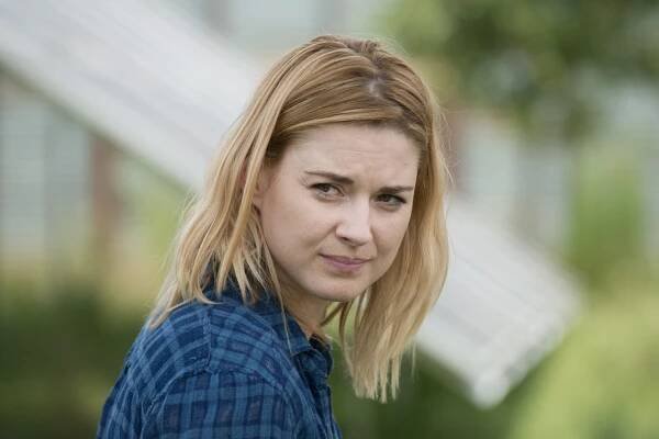 Alexandra Breckenridge - Actress