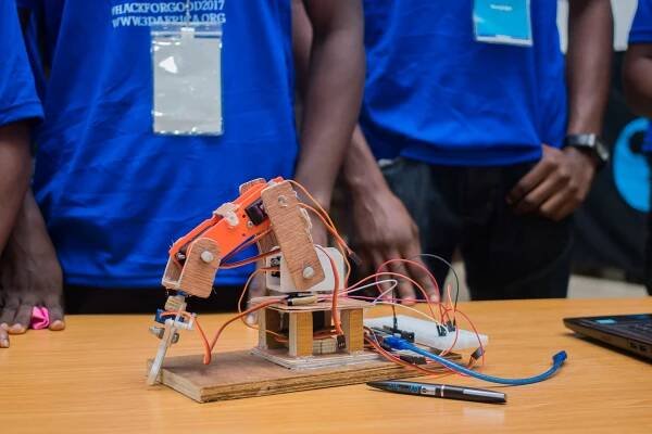 Memories from 2017 and Looking to 2018 – Youth for Technology Foundation