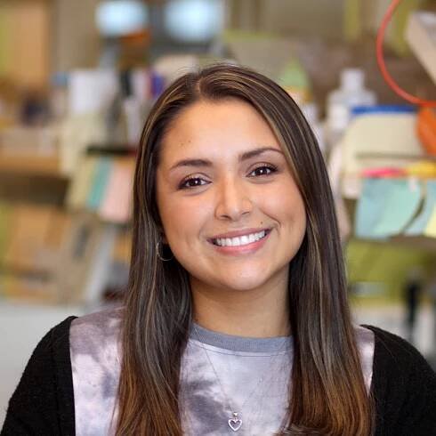 Isabella Zafra - Poulopoulos Lab