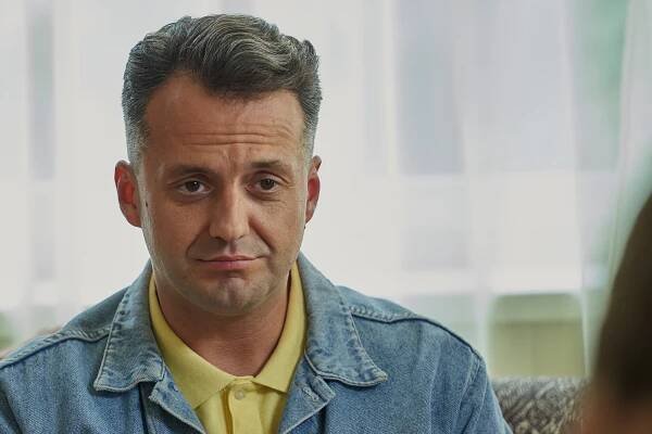 Večírek (2020) | DOKINA.CZ