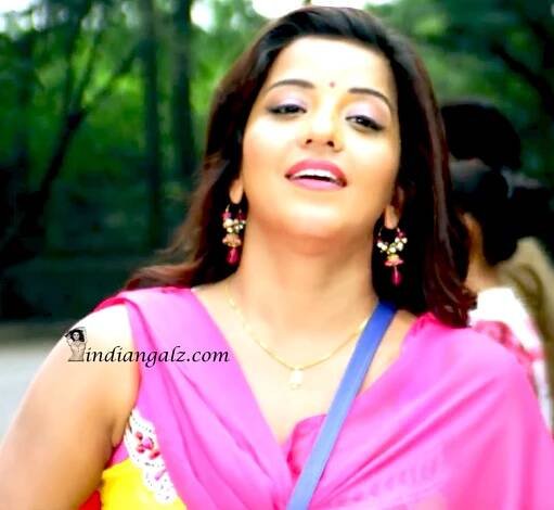 Hot Screen Caps – IndianGalz