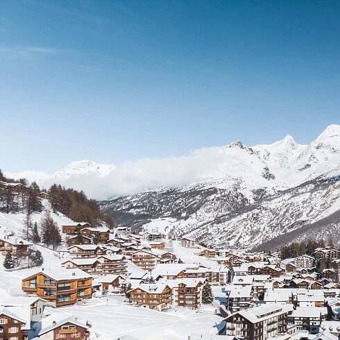 Saas-Fee Is a Picture-Perfect, Quaint Swiss Town With Timeless Charm
