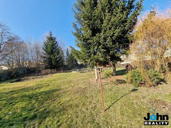 Pronájem zahrady 1650 m2 s domkem v Litvínově