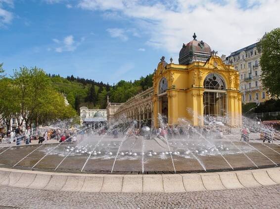Testing the waters of a famous spa town - welcome to Mariánské Lázně