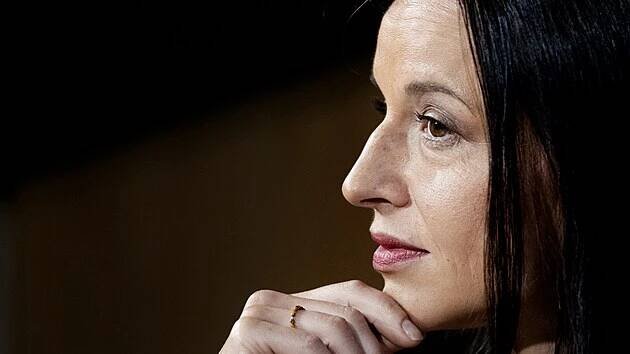 Hostem pořadu Rozstřel je Michaela Slussareff, odbornice na nová média z Filozofické fakulty Univerzity Karlovy.