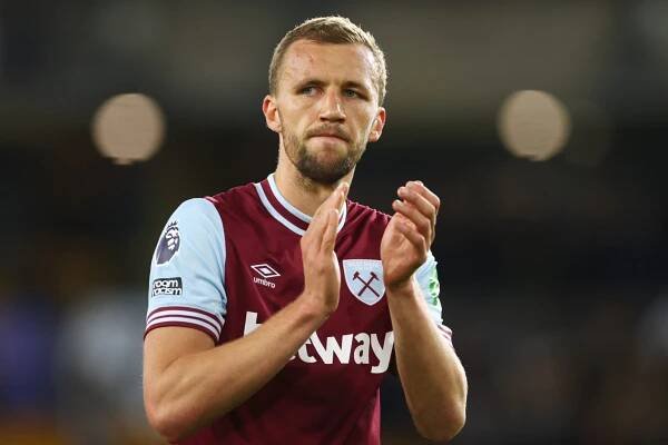 Wolverhampton Wanderers FC v West Ham United FC - Premier League