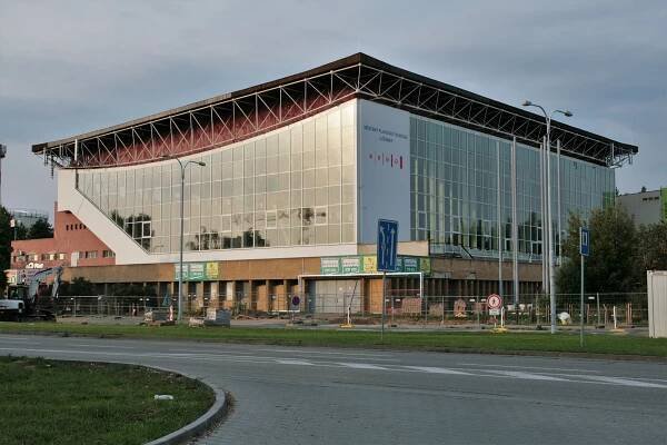 Soubor:Brno, Městský plavecký stanion Lužánky (2299).jpg