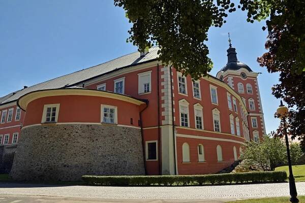 Zámek Kamenice nad Lipou – Hledej hračku - vysocina.eu