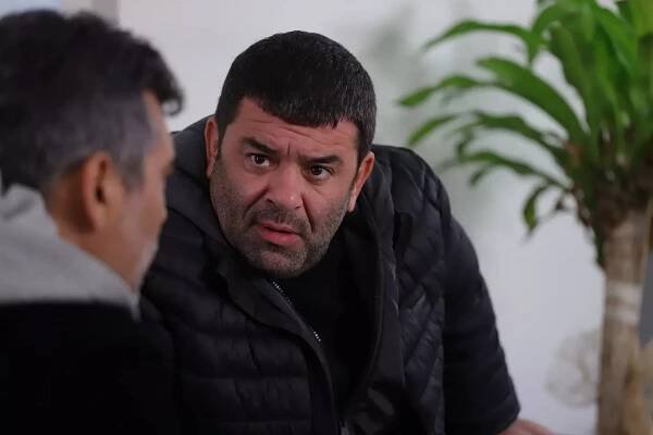 Maviye Sürgün - Episode 8 - Z filmu - Bülent Sakrak