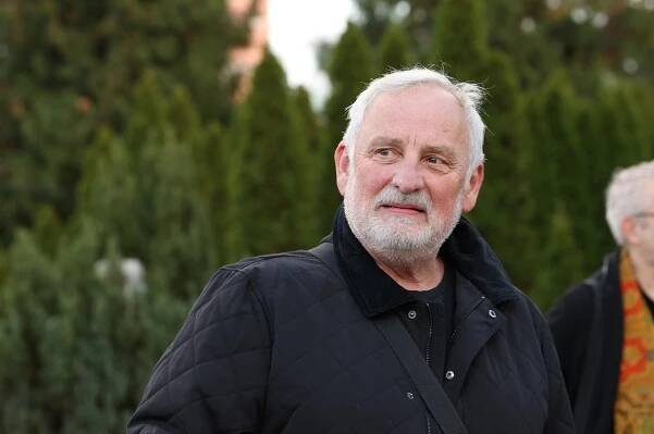 Pohřeb Jiřího Hromady (†66): Drsná slova nad rakví! Stropnický s Krejčíkem překvapili