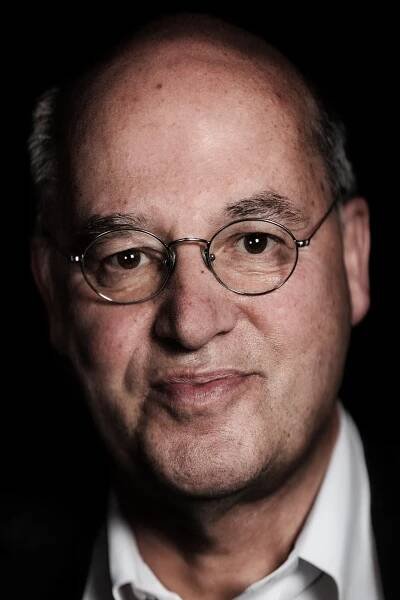 Gregor Gysi - Alexander Schank Fotografie - Mission Silberlocke - Porträtfotografie Berlin