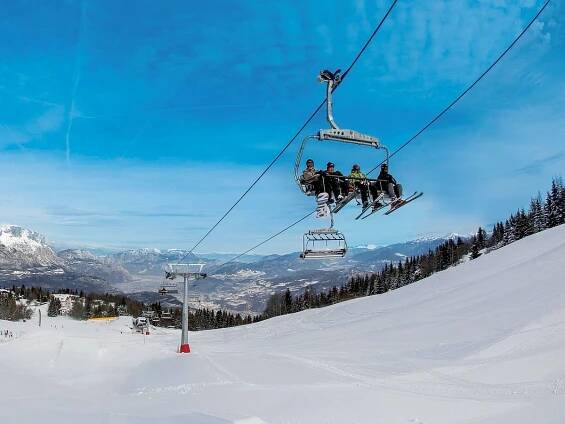 Lyžování Monte Bondone 2024/25: zájezdy, ubytování, skipas | NEV-DAMA
