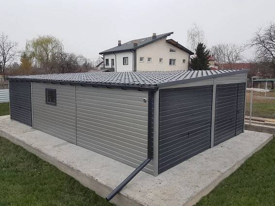 Plechová garáž 6x10m – stříbrný/ grafit tmavý