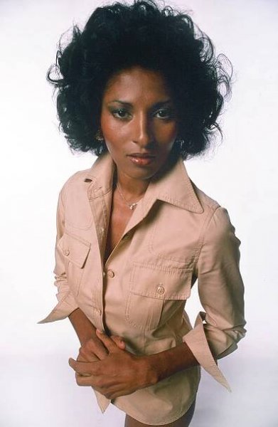 Celebrity — DAN WYNN ARCHIVE
