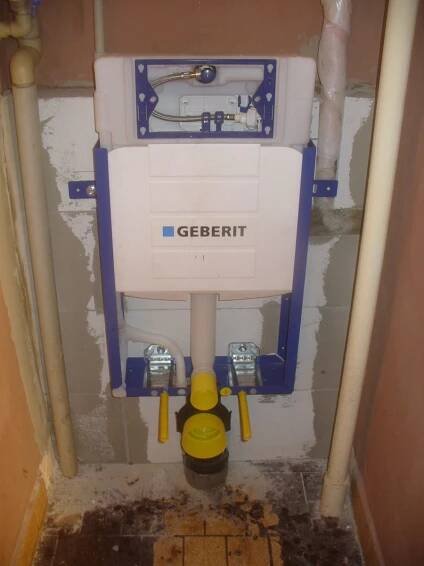 Závěsné WC – Ukázky práce – Instalatér Jičín