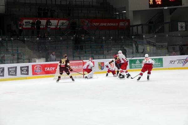 Duklu prověří další silný soupeř - HC RT TORAX Poruba 2011