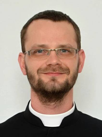 Svěcení a primice novokněží 2016 | Katolický týdeník