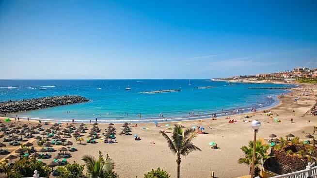 Pláž Playa de las Américas na Tenerife.