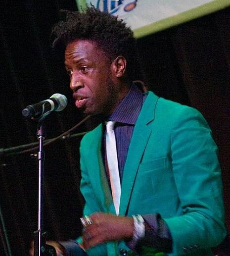 Saul Williams - Wikipedia