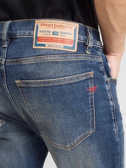 DIESEL Slimfit Džíny '2019 D-STRUKT'