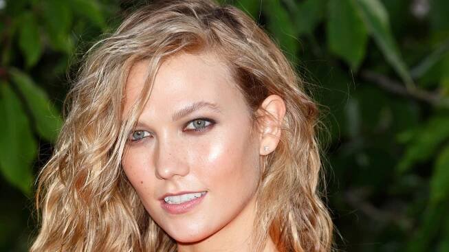 Karlie Kloss Gives Makeovers to Teens - Virginia Shooting