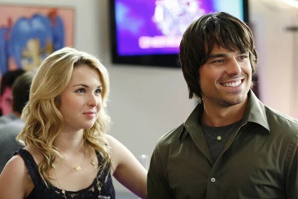 Kyle XY - Chemistry 101 - Z filmu - Kirsten Zien, Jesse Hutch