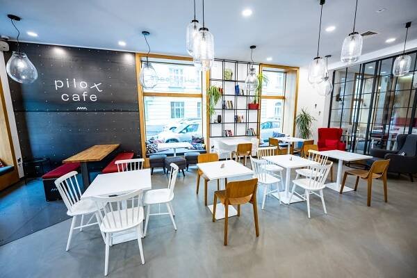 Pilot Cafe Promo Shooting​
