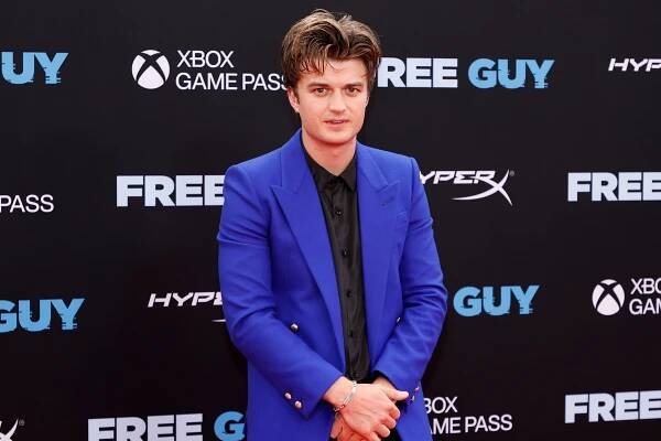 Joe Keery wants you to stop fixating on his hair: ‘It’s really ridiculous'