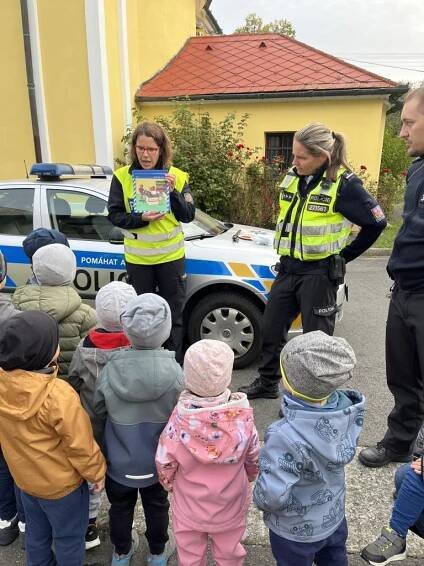 Návštěva Policie ČR - Oficiální stránky MŠ Skaštice