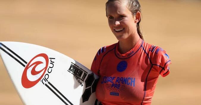 Bethany Hamilton to boycott World Surf League for including transgender athletes