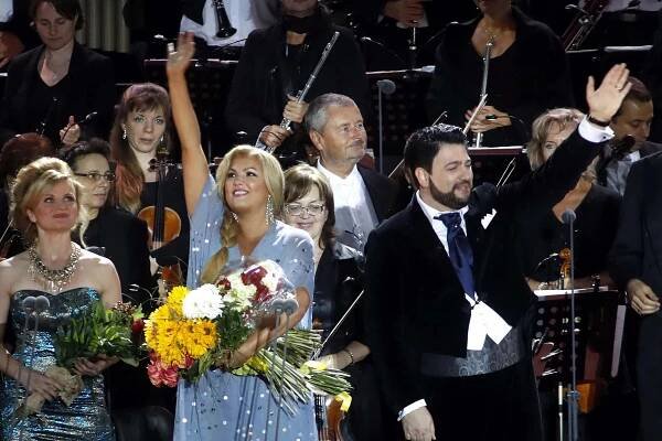 Anna Netrebko a Yusif Eyvazov Berlín 2017 - Z filmu - Anna Netrebko