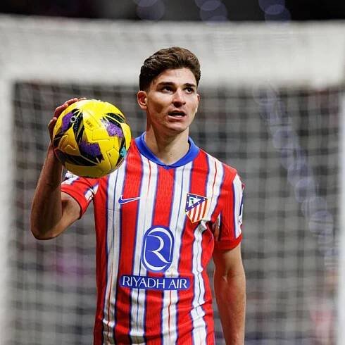 Julian Alvarez makes feelings clear on joining Arsenal in surprise summer transfer