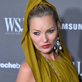 Watching Kate Moss Engage Goddess Mode Is Something Else—See Pics