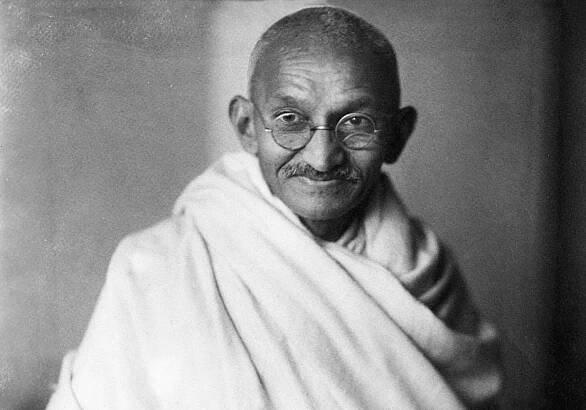 Der rote Punkt auf Platons Stirn – gibt es eine indische Tugendlehre?
