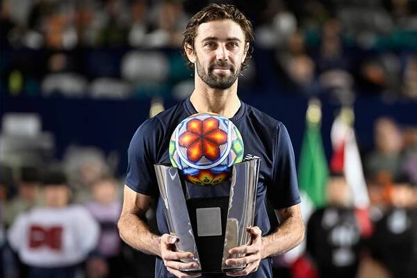 Thompson wins maiden ATP singles title at Los Cabos