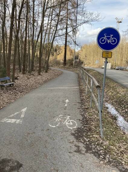Cyklistická trasa 8185 – Wikipedie