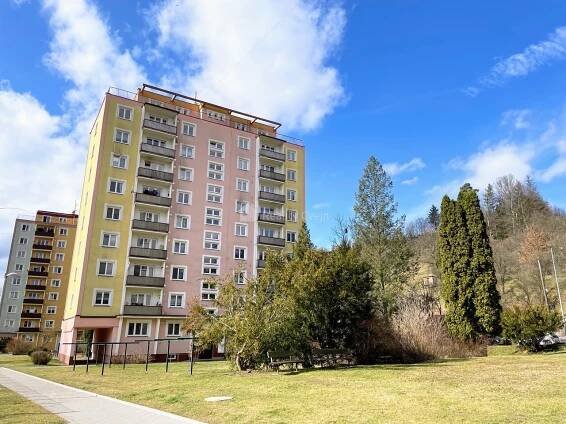 Prodej bytu 3+1 s balkonem ve Vsetíně 
