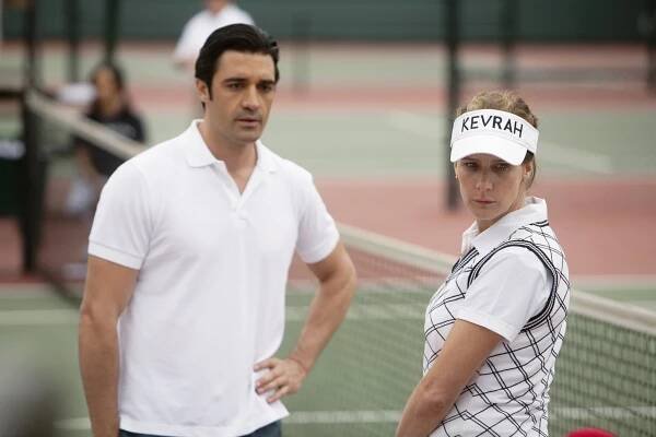 Bratři a sestry - Miluj bližního svého - Z filmu - Gilles Marini, Rachel Griffiths