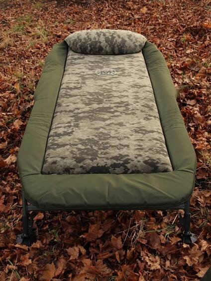 MIVARDI - Lehátko CamoCODE Air8
