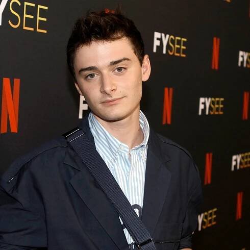 Noah Schnapp says ‘everything is all good’ with Doja Cat after sharing private messages