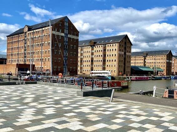 Glorious Gloucester – Got the Fridge Magnet