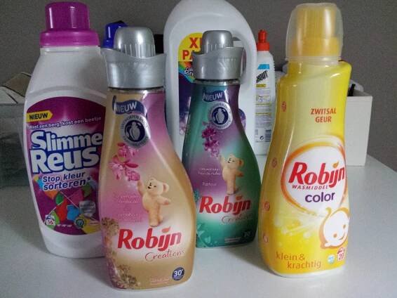 These new laundry detergent sentences smell sooo good and make doing laundry more fun!