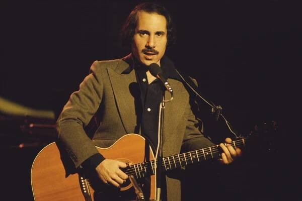 Paul Simon Gets Back in the Studio and Addresses 'Good Friendship' with Former Partner Art Garfunkel in Docu Trailer