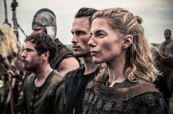 Poslední království - Epizoda 2 - Z filmu - Gerard Kearns, Arnas Fedaravicius, Eva Birthistle