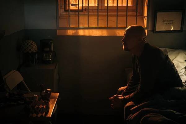 Aallonmurtaja - Vapaus on suuri vankila (S04E01) (2023)