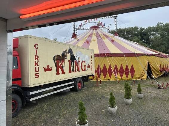 Přijdte si odpočinout a pobavit se do cirkusu King
