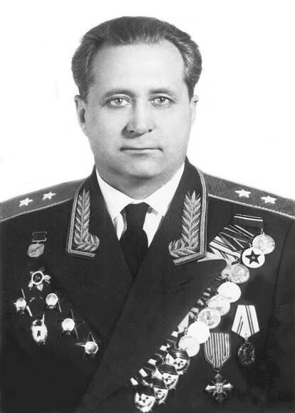 Vlasenko, Georgij Grigorievič : V