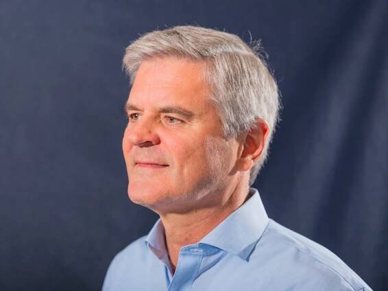Steve Case said Alvin Toffler's 'Third Wave' inspired founding of AOL