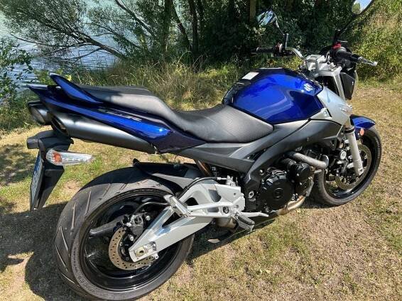Suzuki GSR 600 (2009), 115.000 Kč